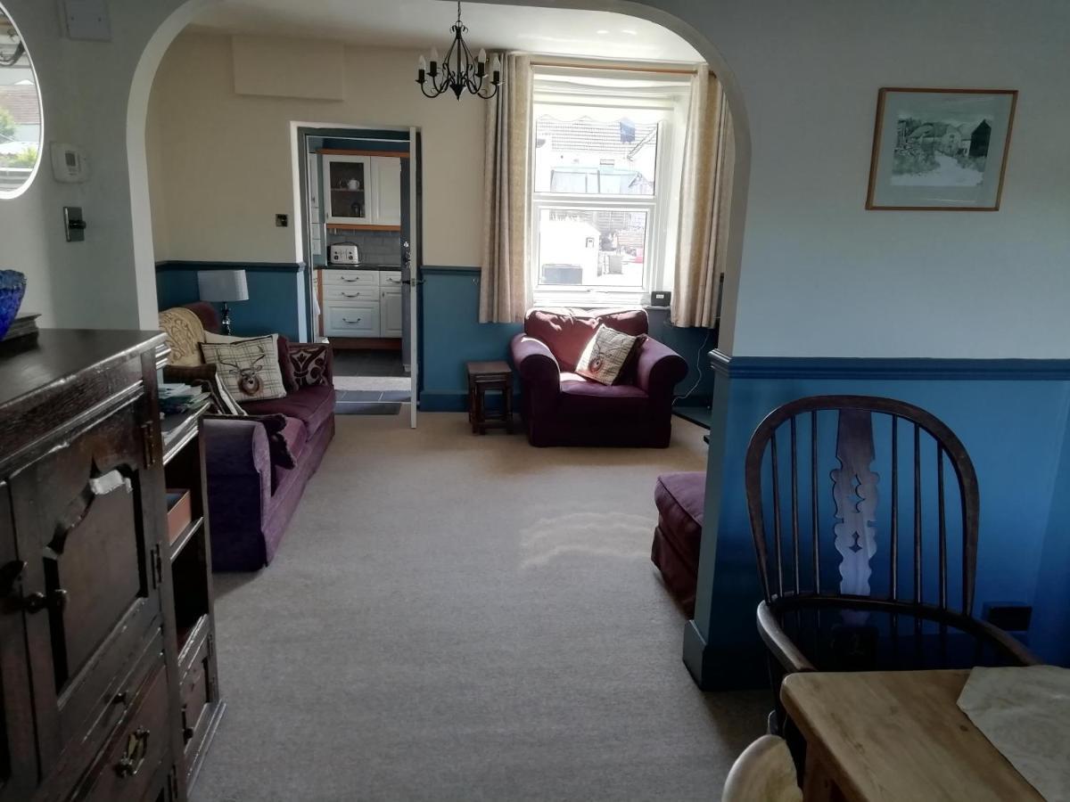Cosy Spacious 2-Bed Cottage In Watchet Somerset Exterior photo